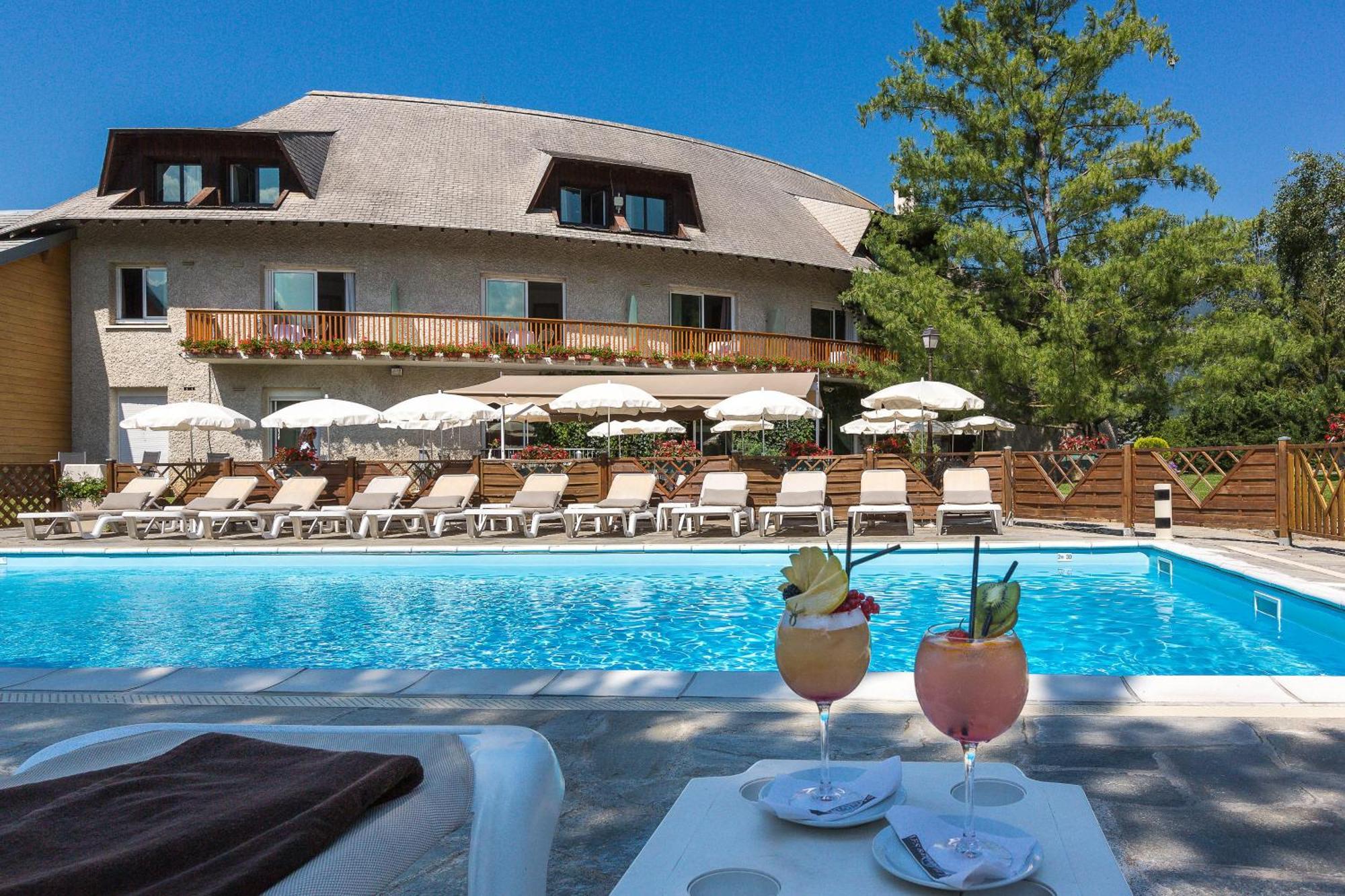 Hotel & Spa Les Bartavelles Crots Buitenkant foto