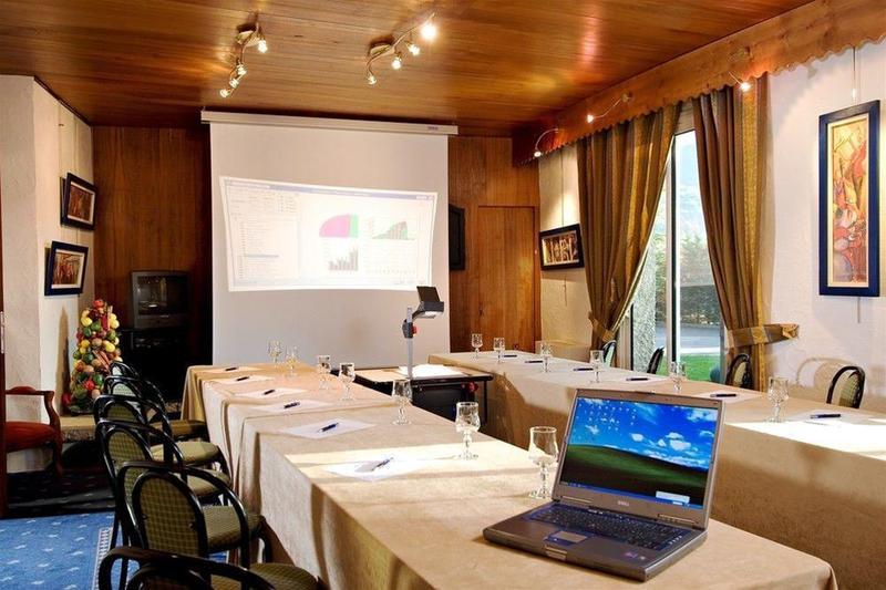 Hotel & Spa Les Bartavelles Crots Buitenkant foto