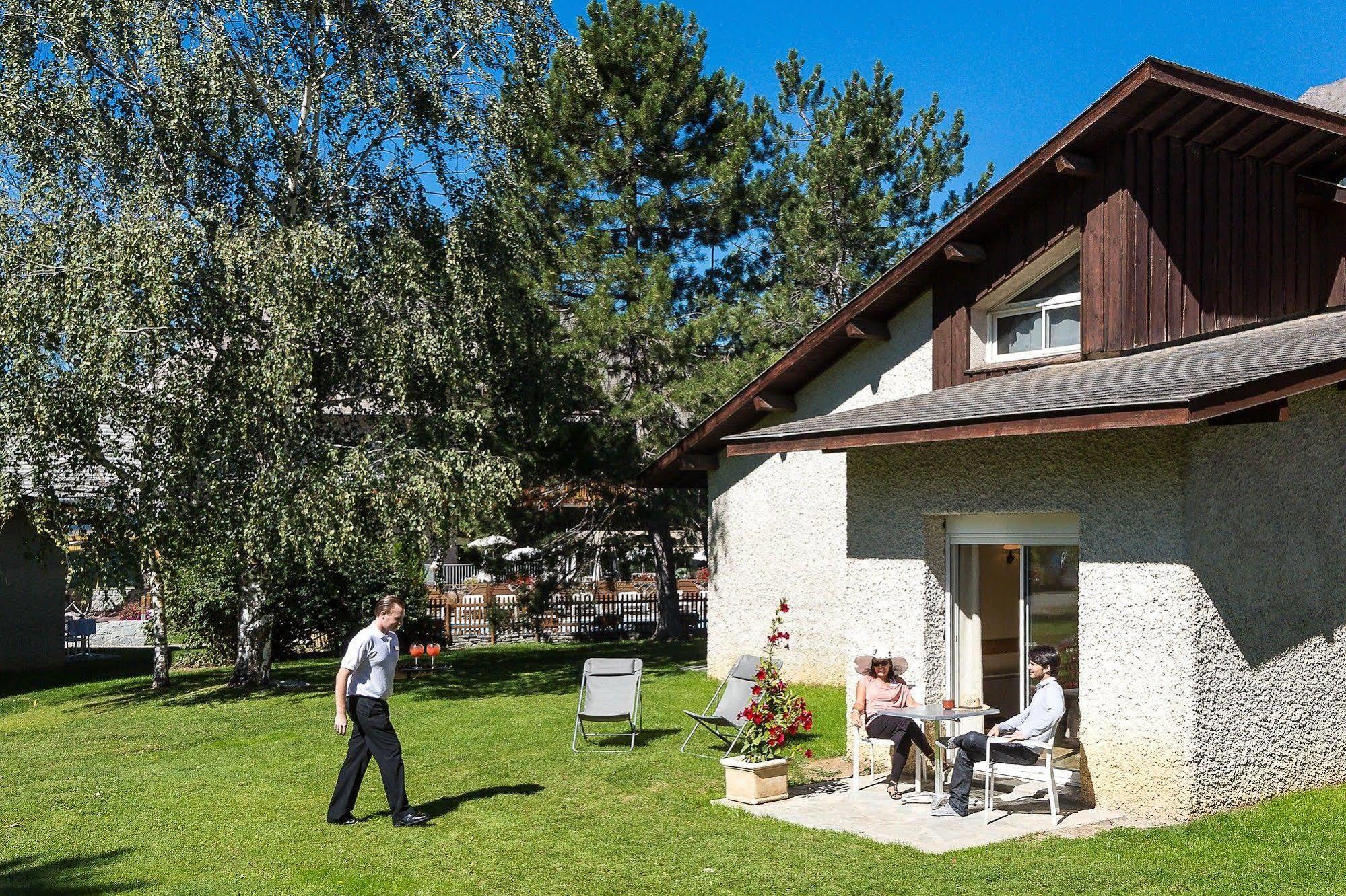 Hotel & Spa Les Bartavelles Crots Buitenkant foto